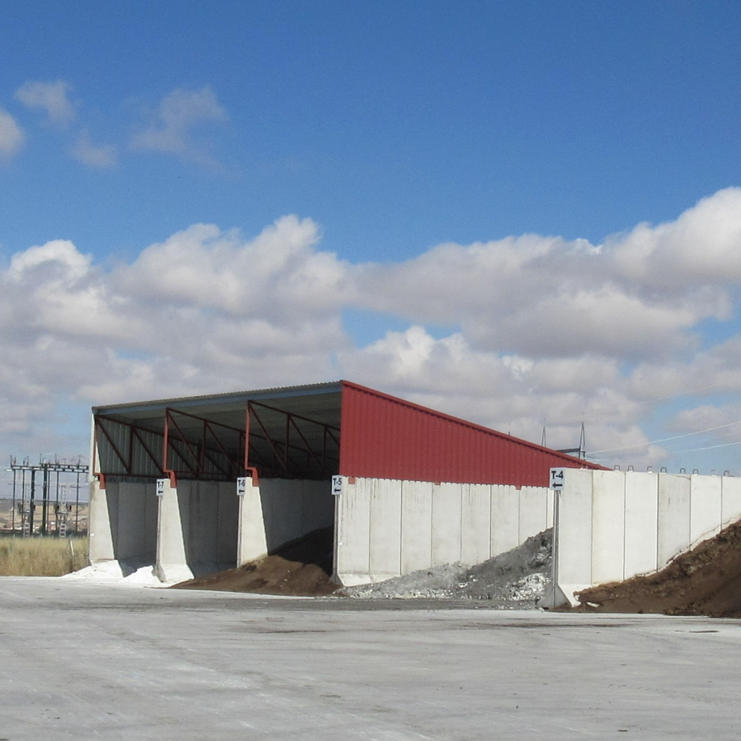 Planta de Valorización de Residuos No Peligrosos. Valorizaciones Dueñas, S.L.U. . Dueñas